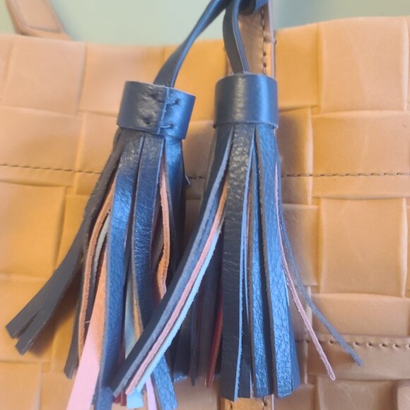 Set- Fossil leather tote bag and wallet (See Wallet listing in my Closet). - Picture 2 of 4